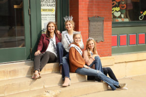 All Hail The South Dakota Snow Queens 39 155A7856 Copy 300X200 1