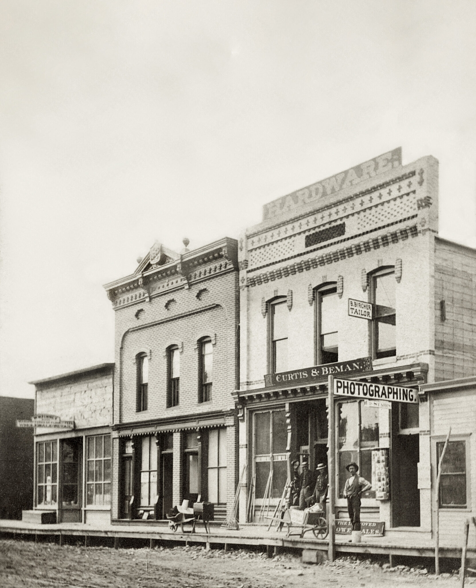 Am Issue 9 3 Print 8 Scaled