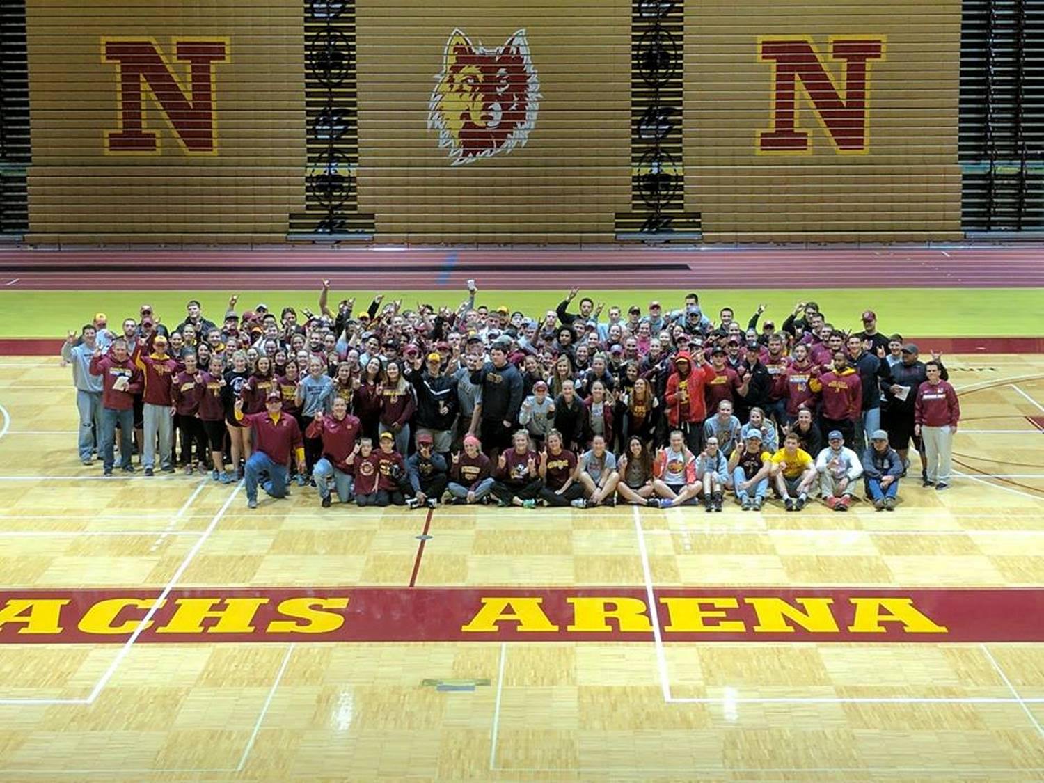 Student-Athletes Give Back 45 2017 Group Photo Day Of Champs