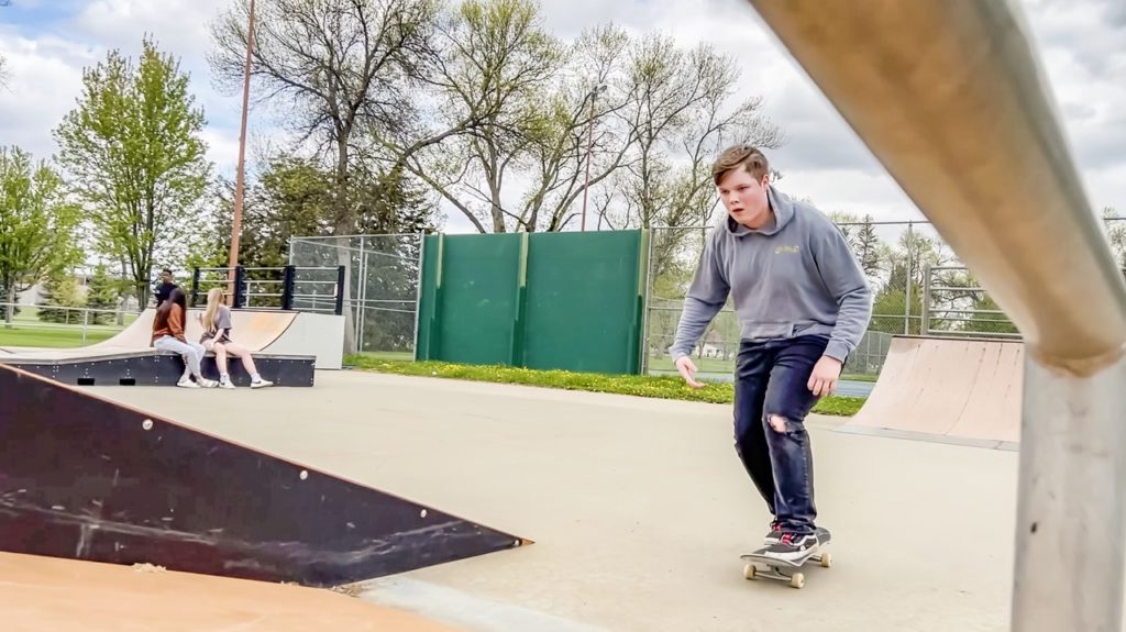 Star-Studded Skating 14 Screen Shot 2022 06 08 At 2.04.24 Pm Large