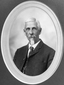 A Pristine Bungalow In The Historic Highlands 38 Dsc 2644 Large E1672411113720