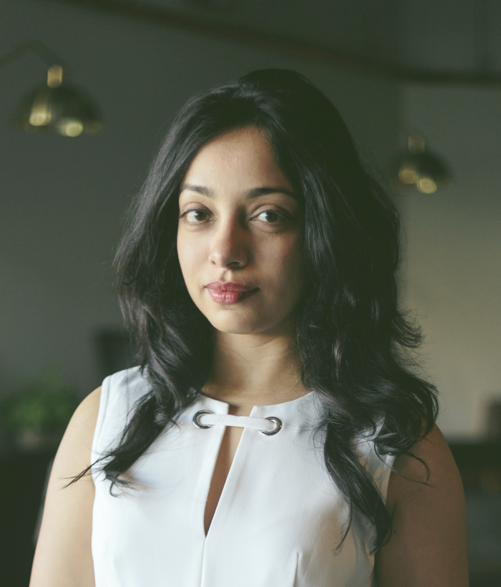 Headshot Radhika Highres