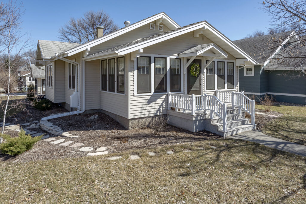 Linda Mcquillen House 65