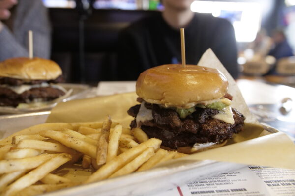 Back To The Bun 50 Bww Burger