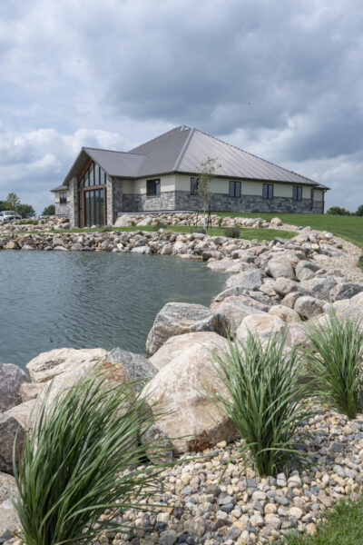 A Place For Family Business And A Tractor 14 Tdodsc 1737