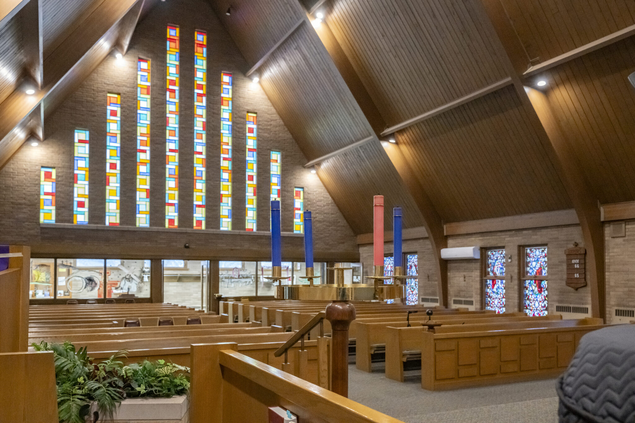 Sanctuary Glass Block Dsc 6964 Scaled